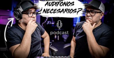 ¿Por qué se usan audifonos en los podcast?
